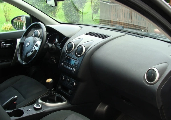 Nissan Qashqai cena 35500 przebieg: 187000, rok produkcji 2011 z Limanowa małe 79